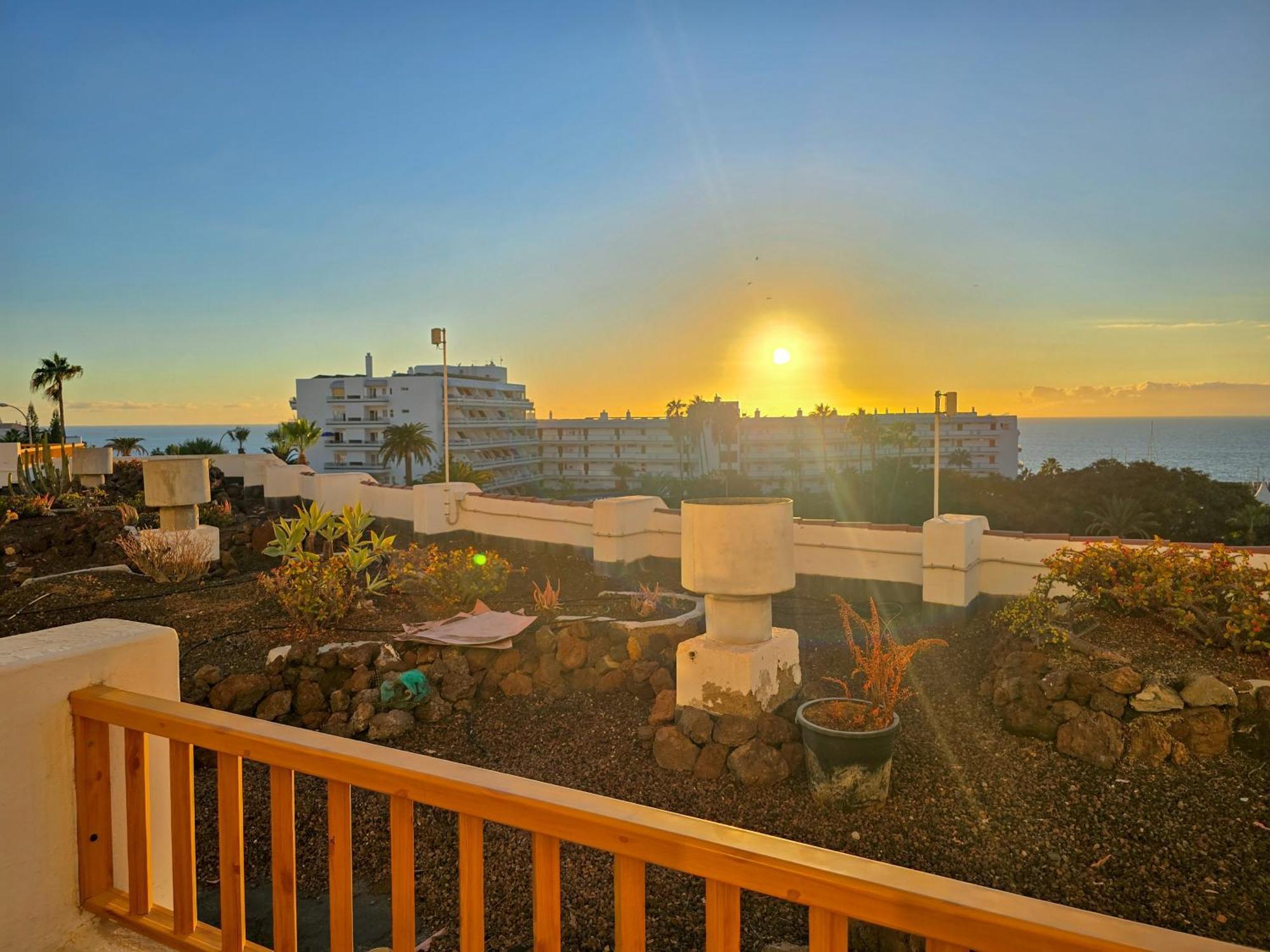 Aqua Sun Los Geranios By Helloapartments Costa Adeje  Exterior foto